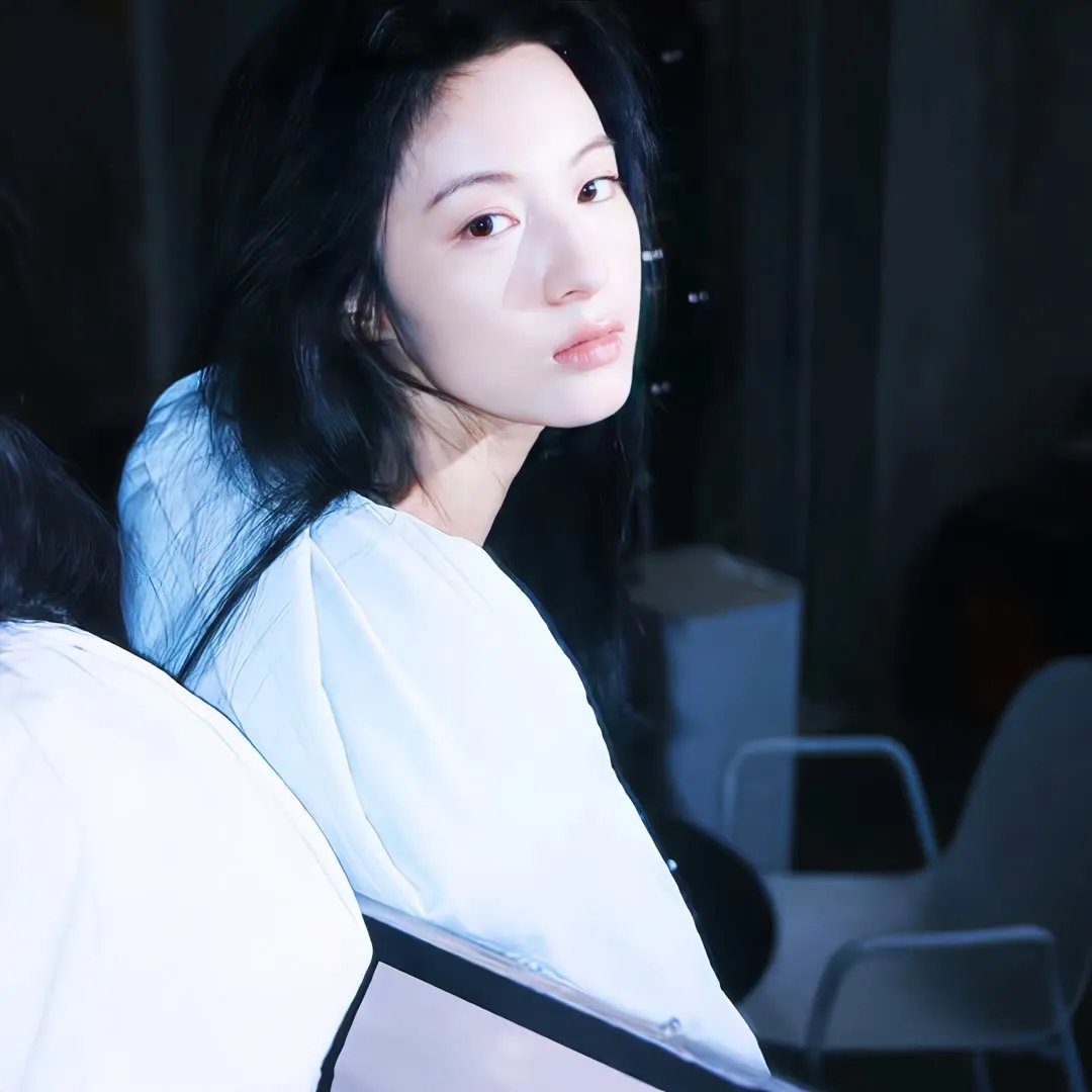 反派漂亮亲妈十斤反骨